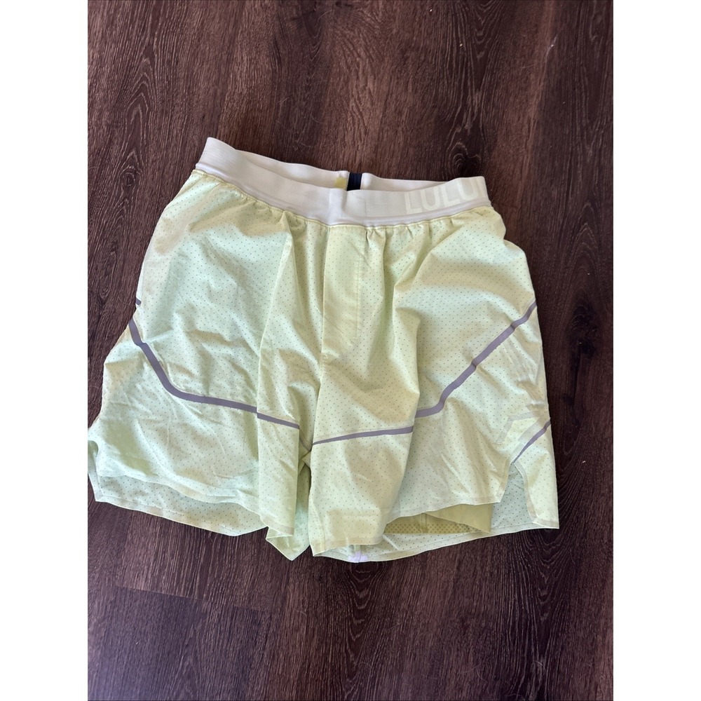 Lululemon Surge Lined Shorts Men's S Faded Zap/Wasabi Special Edition 6" Gym
